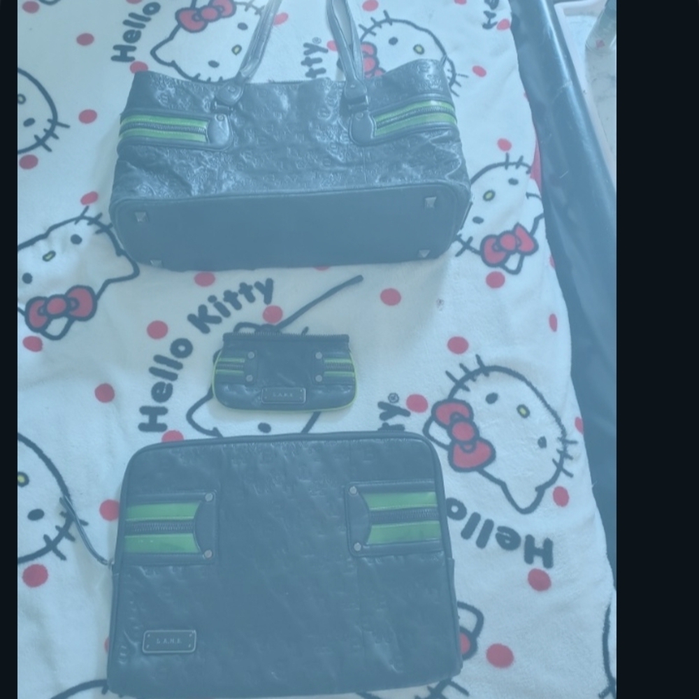 Black and Green Handbag Set